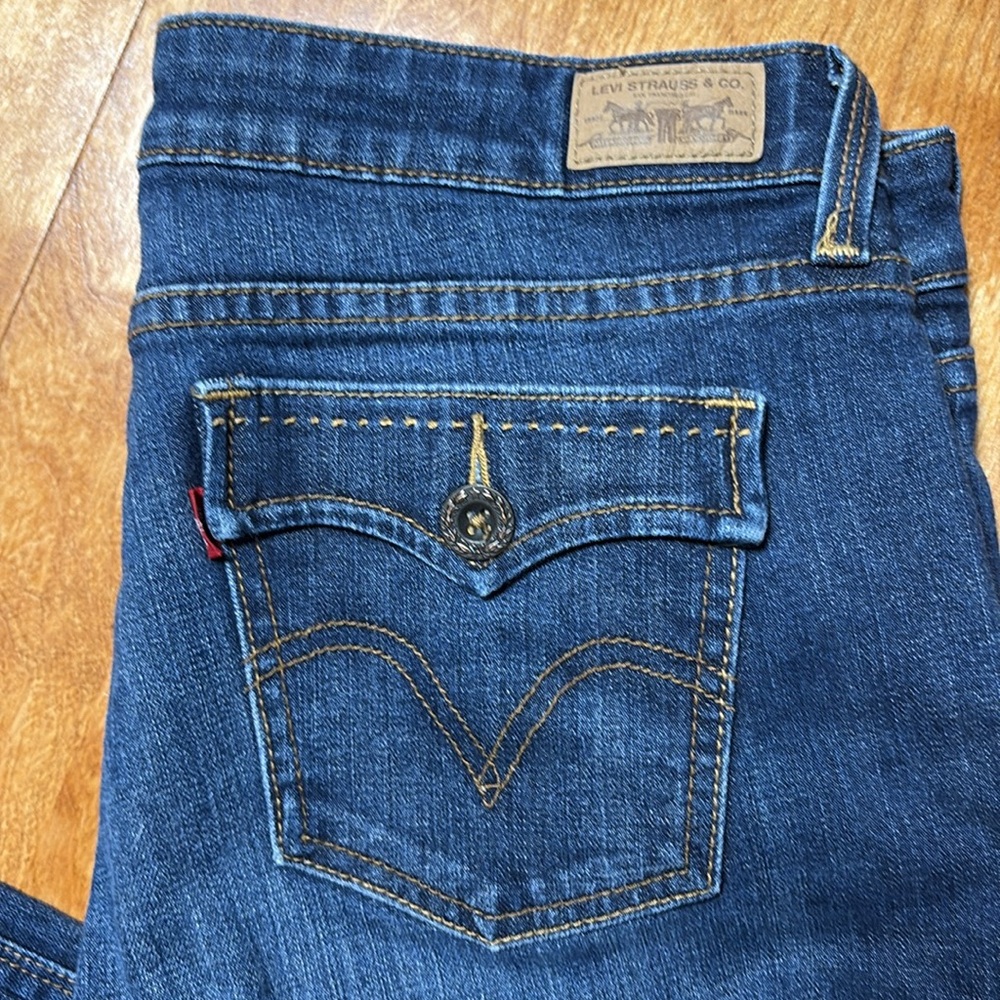 Levi's Blue Boot Cut Jeans Classic Denim Style - Picture 2 of 5